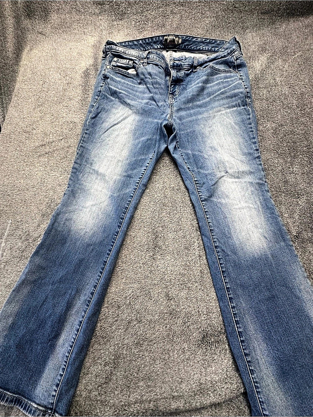 TORRID Vintage Stretch Mid-Rise Slim Boot Bootcut Jeans in Blue Size Large (16)
